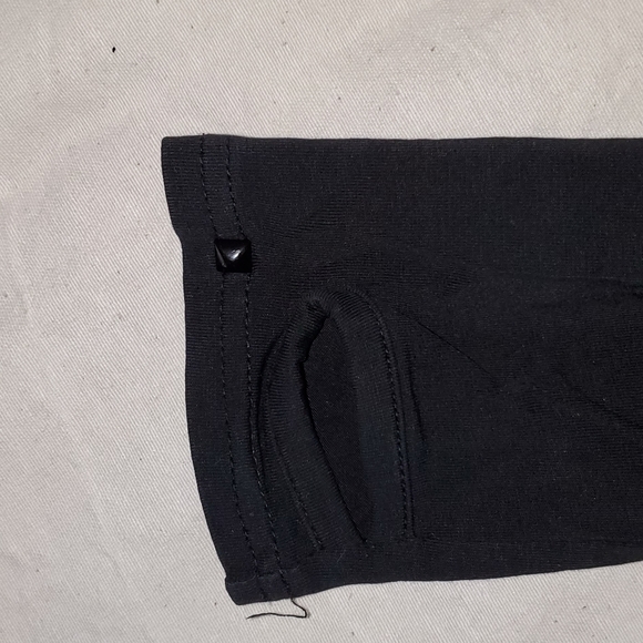 Studded Wrap Around Crop Hoodie - Picture 3 of 4